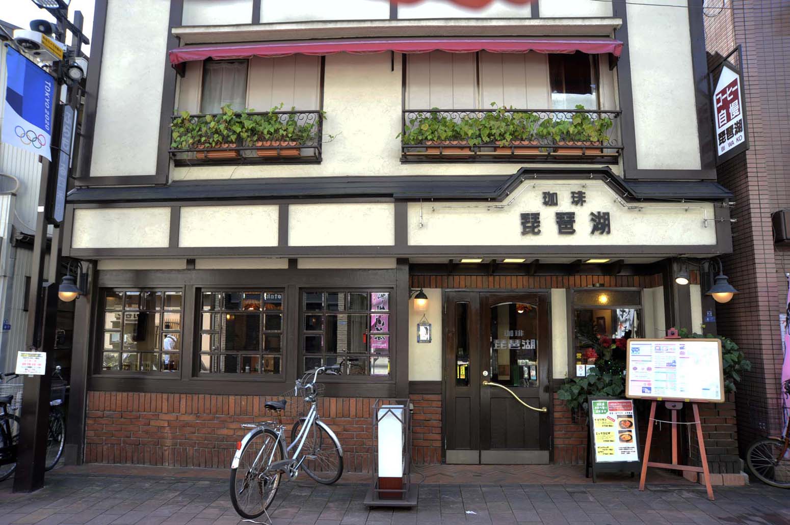 なぜ蒲田の純喫茶に若者が殺到？チェリーの裏名物と名店の現在地