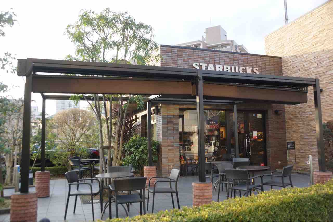 スタバ浦和別所店の混雑と駐車場を徹底解剖！ドライブスルー＆電源の真実