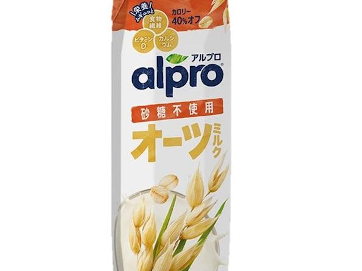 オーツミルクとは？牛乳・豆乳との違いと「太る」噂の真実を徹底解剖