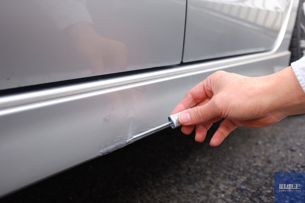 車のタッチペン正しい使い方！失敗しない傷消しの極意