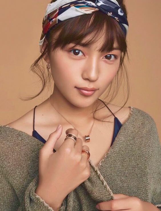 川口春奈の「顔が大きい」噂はなぜ絶えないのか？2026年最新ビジュアルと圧倒的存在感の真実