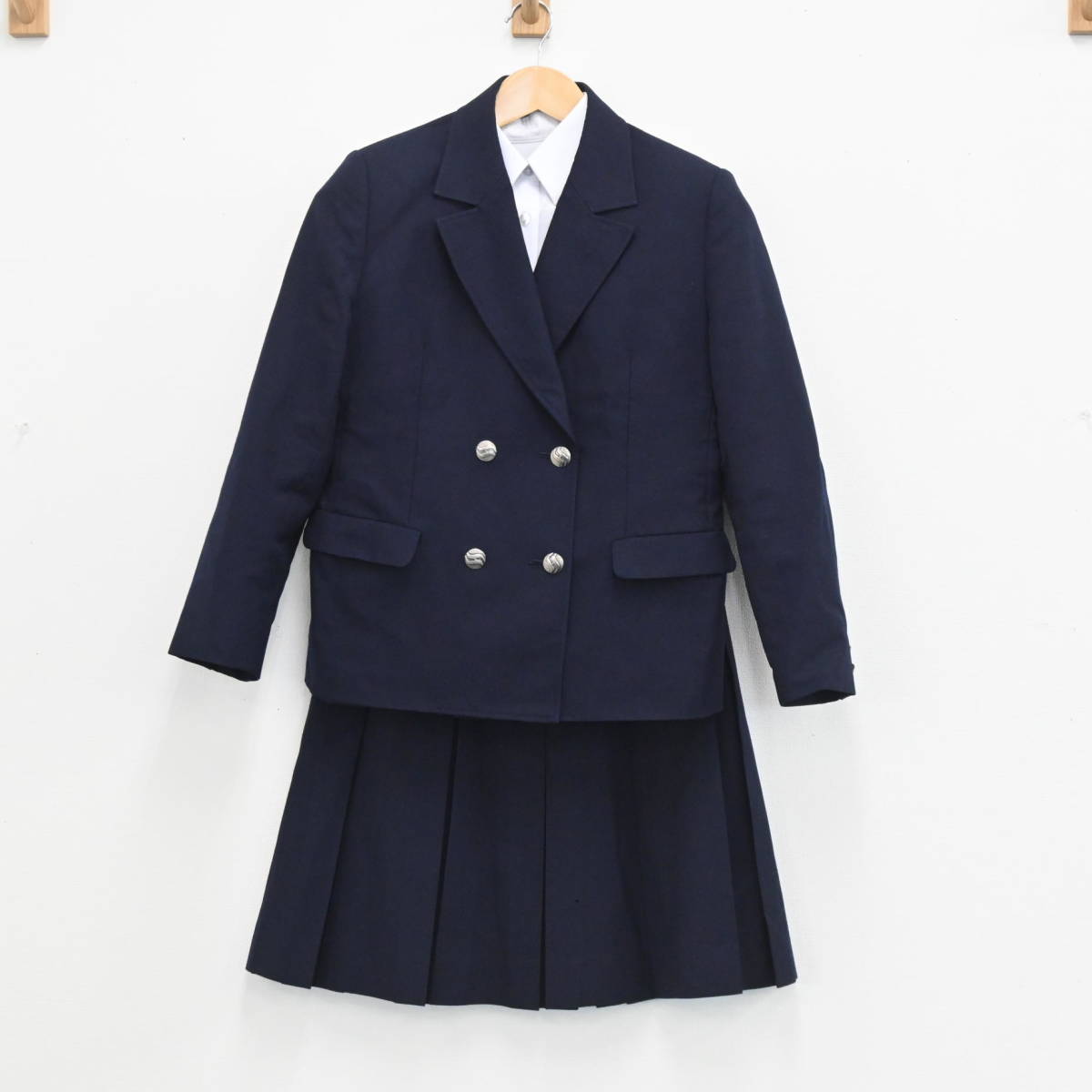荏田高校の制服はダサい？2026最新デザインと校則の真相を徹底解説