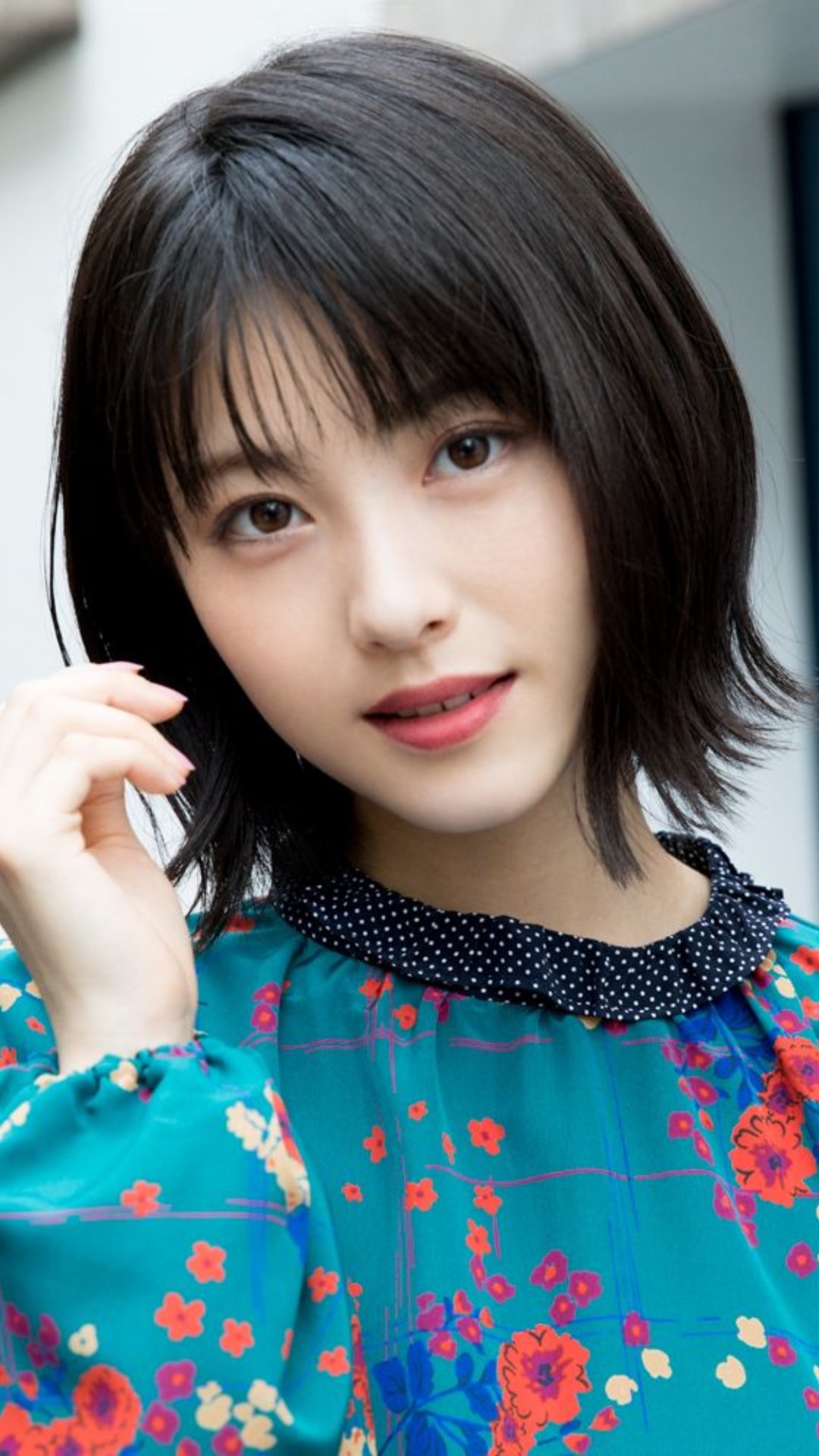 浜辺美波が圧倒的にかわいい理由とは？子役からの変化と透明感を徹底解剖