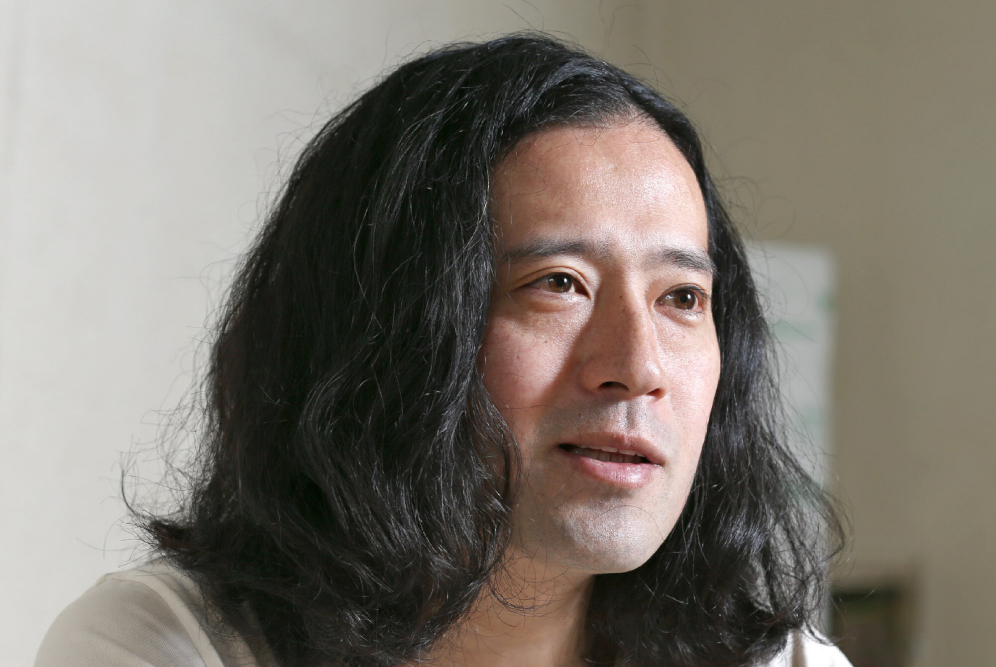 ピース又吉直樹の年齢と結婚の真相！芥川賞から現在2026年の姿まで