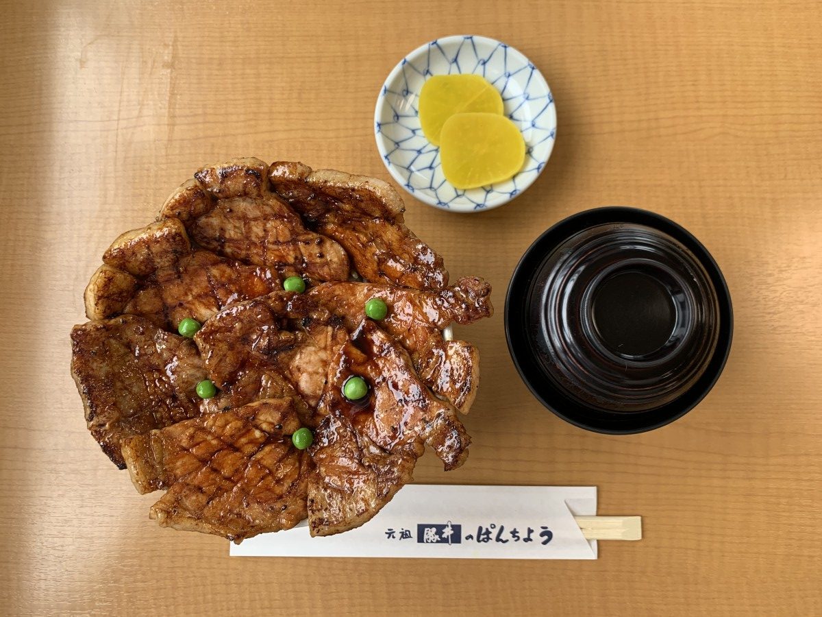 元祖豚丼のぱんちょう徹底攻略！秘伝タレの謎と行列回避ルート