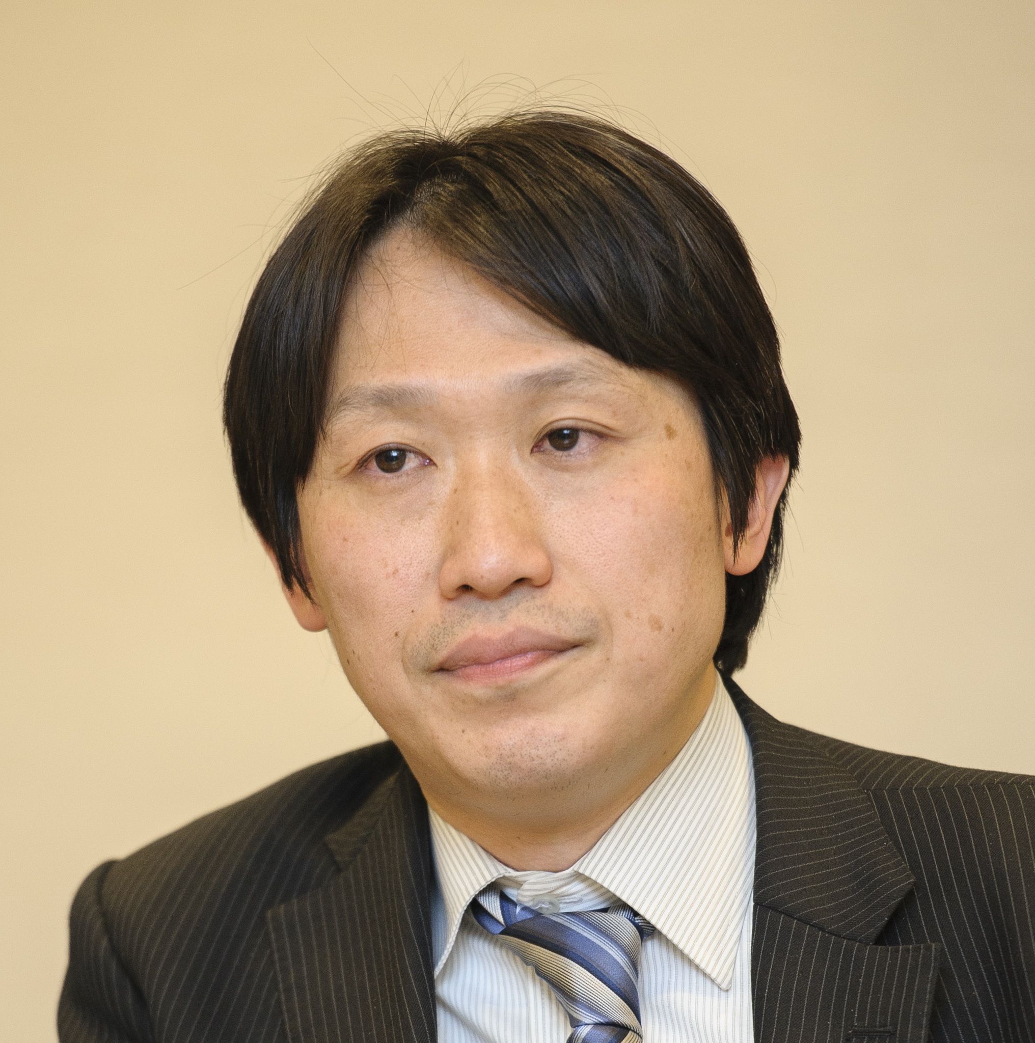 中野剛志の妻や結婚相手は誰？謎多き私生活と華麗なる経歴の全貌