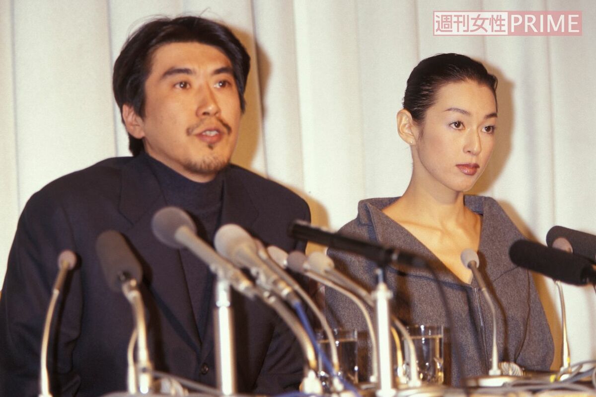 鈴木保奈美と石橋貴明が示した「卒婚」の先にある新世界——激動の芸能界でふたりが掴んだ真の自立と共鳴
