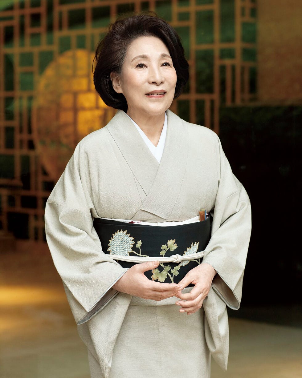 波乃久里子の現在と生涯独身の真相｜中村屋の絆と劇団新派を率いた半生