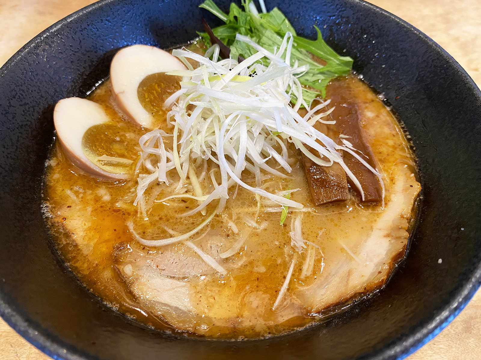 俺の創作らぁめん極やの魅力徹底解剖！海老ポタの評判と最新メニュー