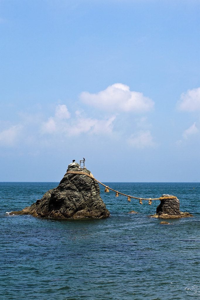 【2026年最新】糸島・二見ヶ浦の「夫婦岩」が今、世界から喝采を浴びる理由——絶景の裏にある守り人の物語とスマート観光の最前線