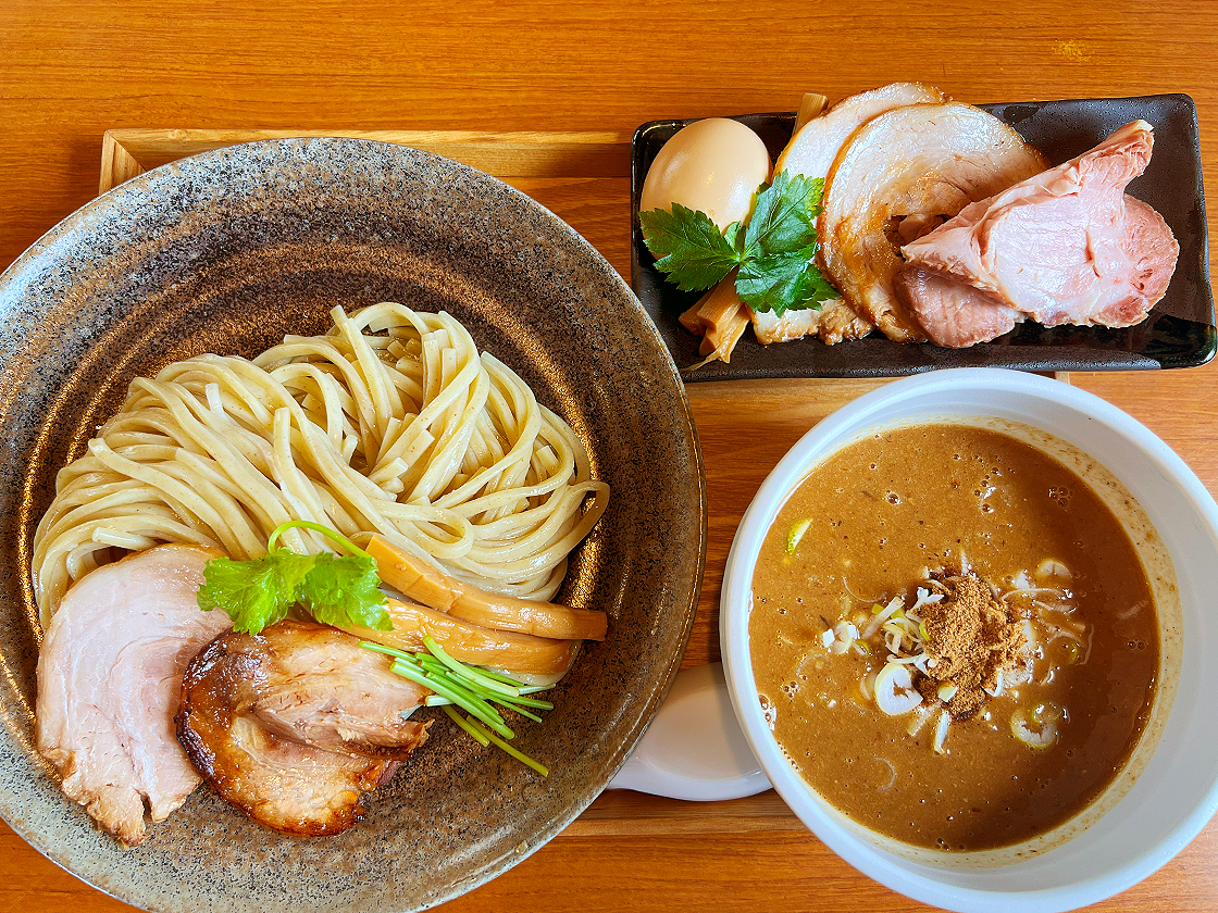 麺や燈花の評判は本物か？鯛塩らぁ麺と極上鯛茶漬けの真価を徹底解剖