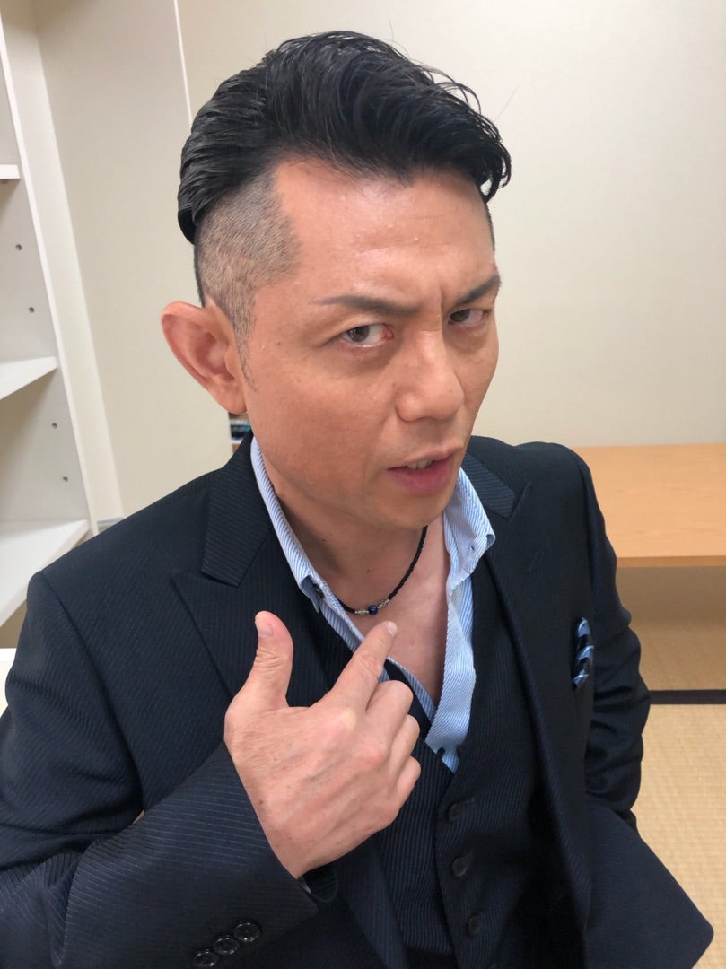 的場浩司の髪型史と現在！短髪オールバックの頼み方＆セット術