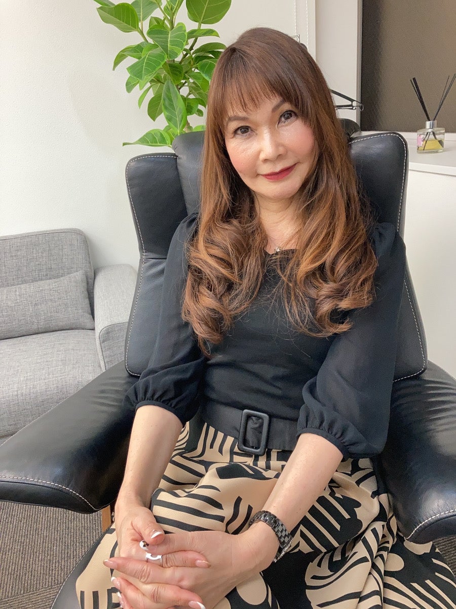 植草美幸の実年齢と驚きの経歴｜若さの秘密や夫・結婚歴まで徹底解剖