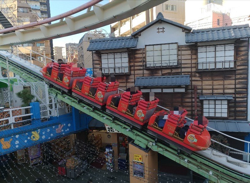 民家スレスレを駆け抜ける！浅草花やしき最古マシンの裏攻略