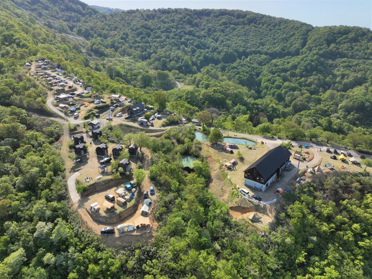 南葉高原キャンプ場の絶景と夜景の真実！予約や道路状況の注意点解説