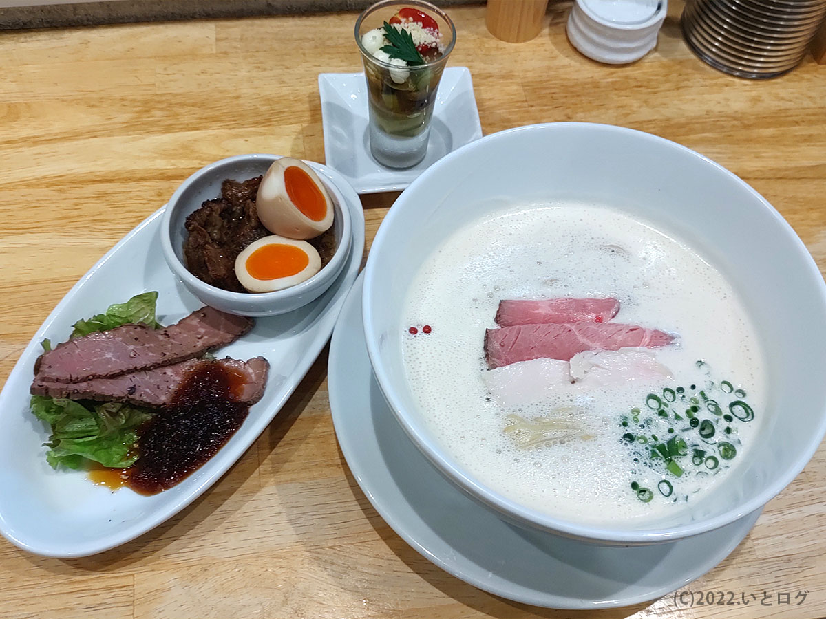 麺家獅子丸の行列の理由とは？名物泡系ラーメンの評判と混雑回避術