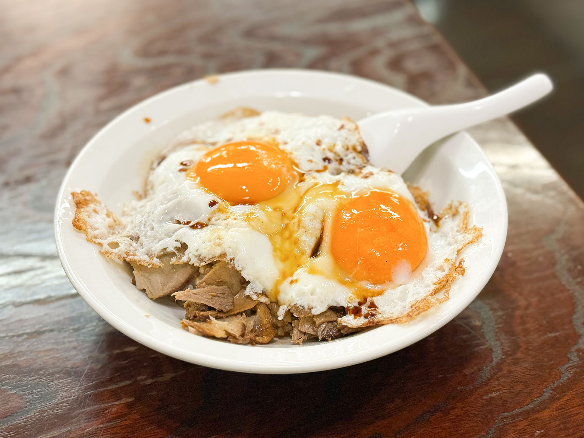 重松飯店「焼豚玉子飯」の真髄！行列・駐車場情報と秘伝ダレの秘密