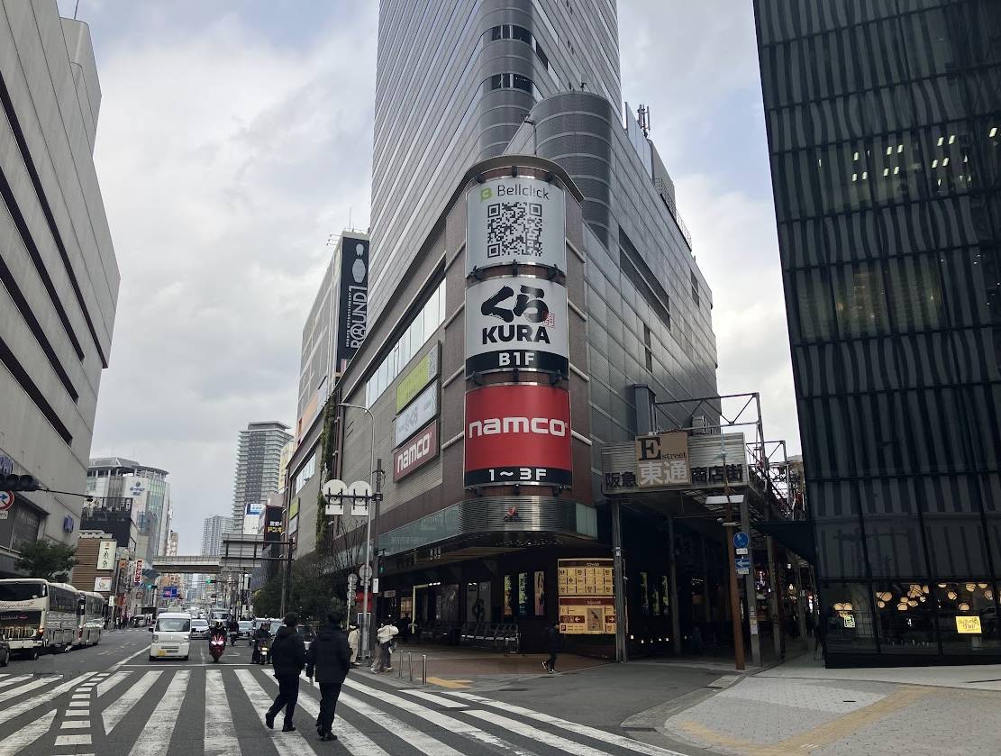 2026年の梅田で何が起きているのか？「Namco梅田店」に熱狂するインバウンドと若者たちのリアル