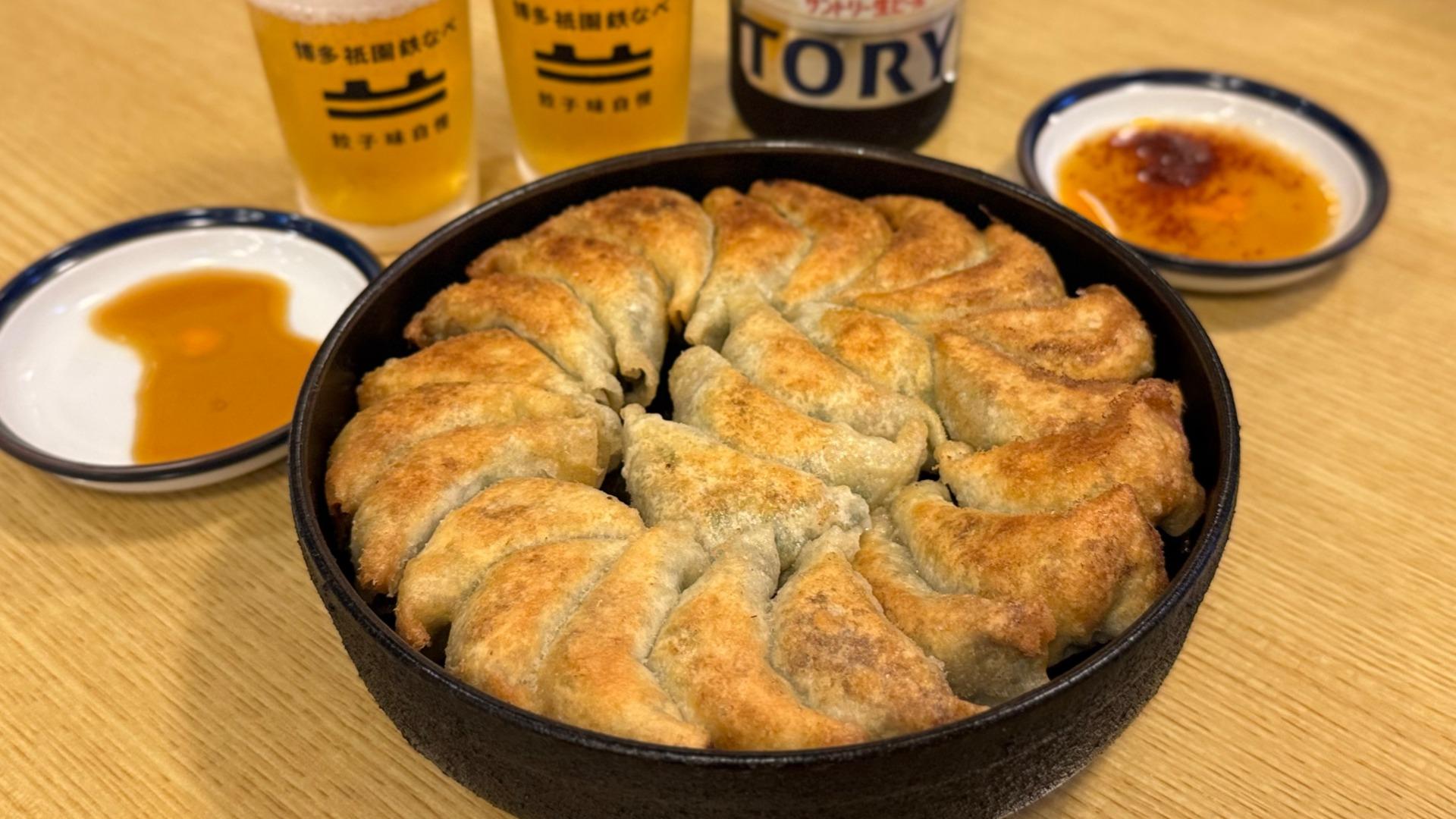 博多鉄鍋餃子はなぜ熱狂を呼ぶ？名店の違いと2026年最新ランキング