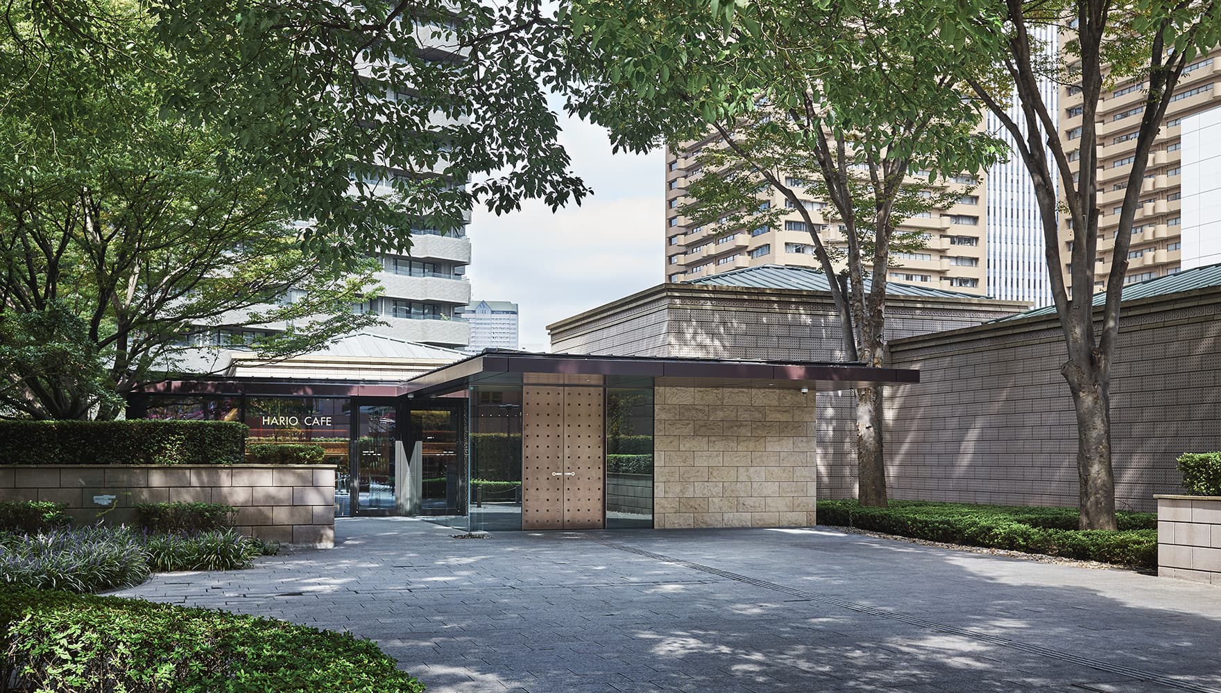 泉屋博古館東京の魅力と混雑回避術｜名宝展と極上カフェを徹底解剖