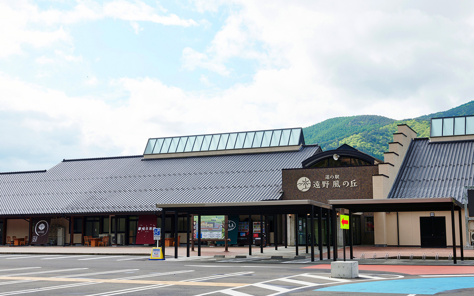 風の丘が持つ本当の意味と聖地の真相｜ジブリ名曲から名建築まで徹底解剖