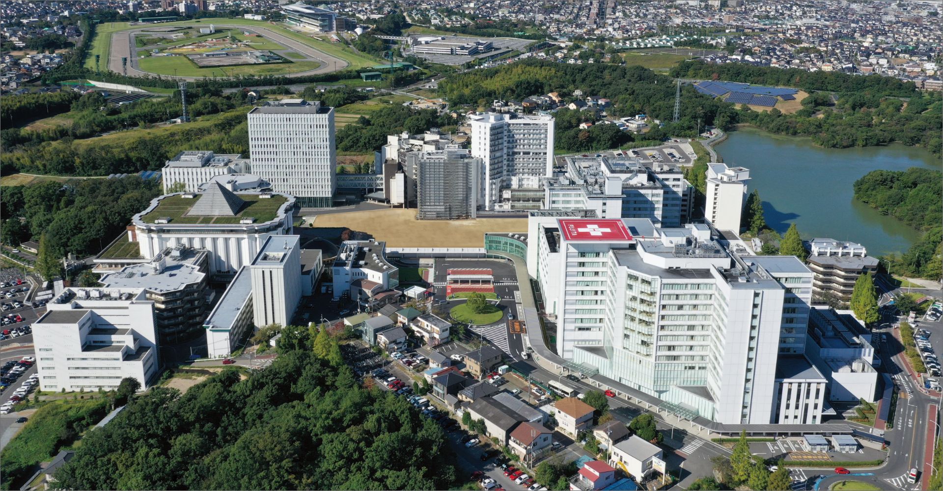 道の駅はくしゅう人気の真実！名水汲み場・絶品ランチの実態検証