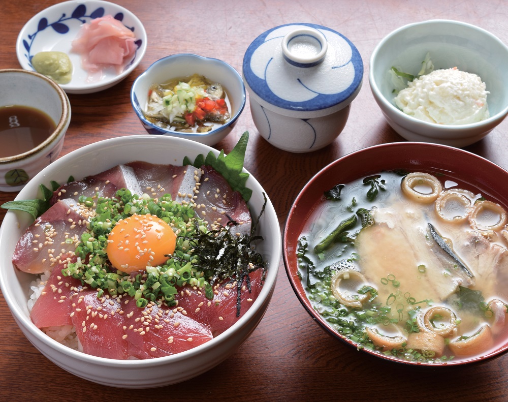 魚屋の寿司東信が誇る圧倒的コスパと鮮度の正体！絶品ランチと評判解剖