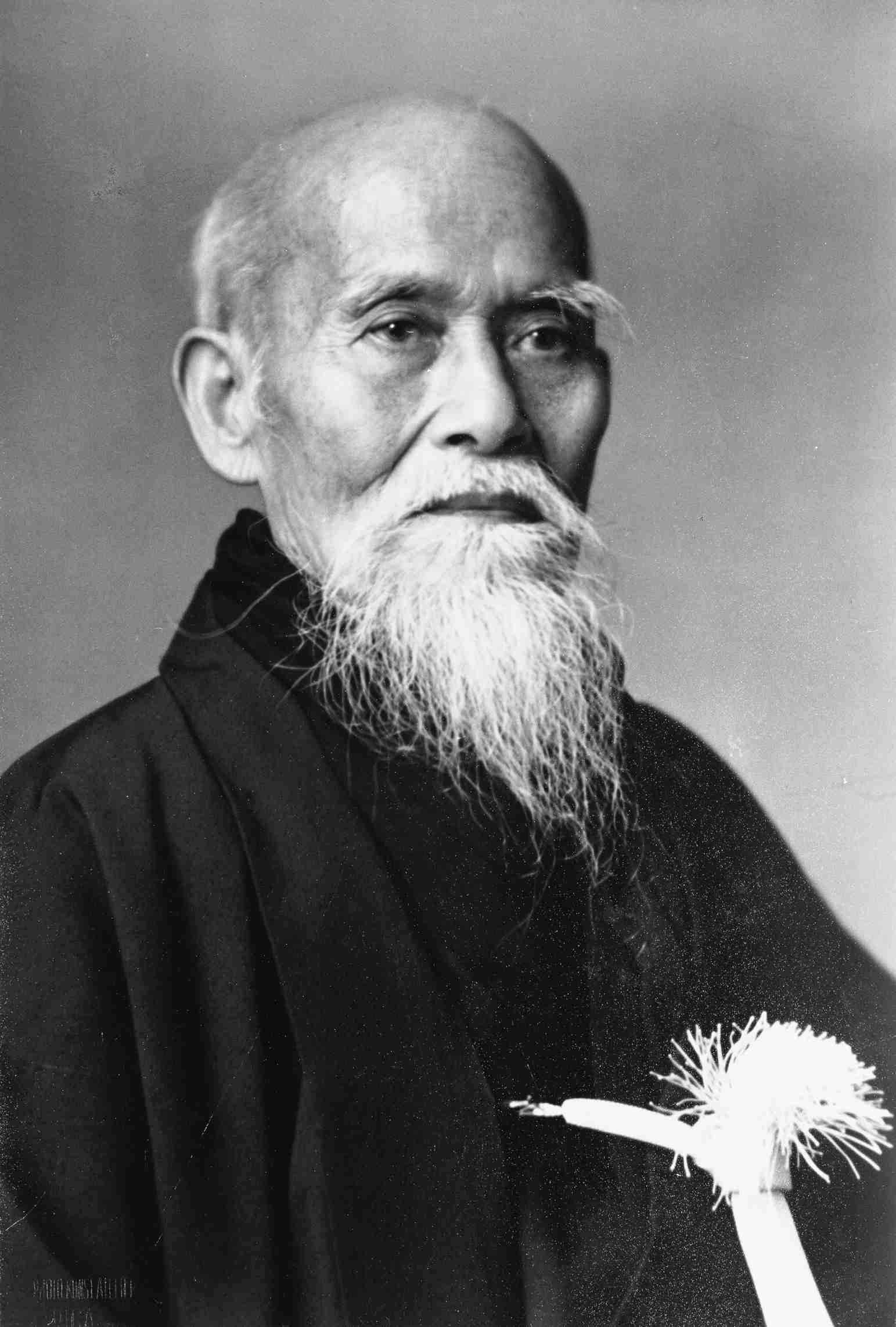 植芝盛平の超人伝説と強さの真相｜銃弾をかわす神業と合気道開祖の生涯