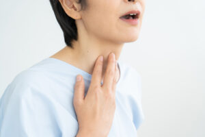 【噂】 声 が 低い 女性 人気理由と評判まとめ #740